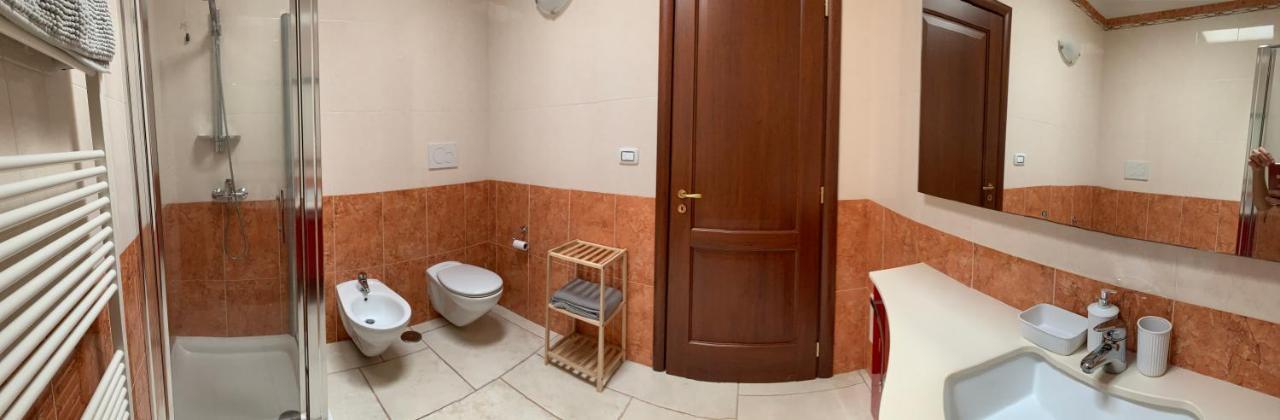Апартаменты Toto House Мезанье Экстерьер фото